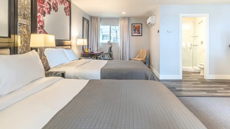 Double Queen Room