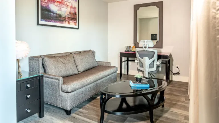 King Suite