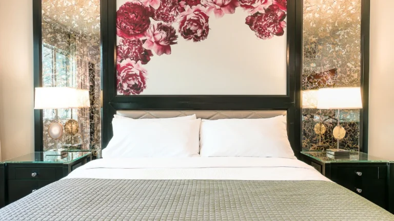 Queen Room