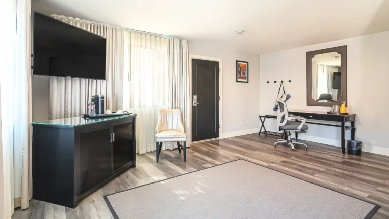 Queen Room with Private Patio